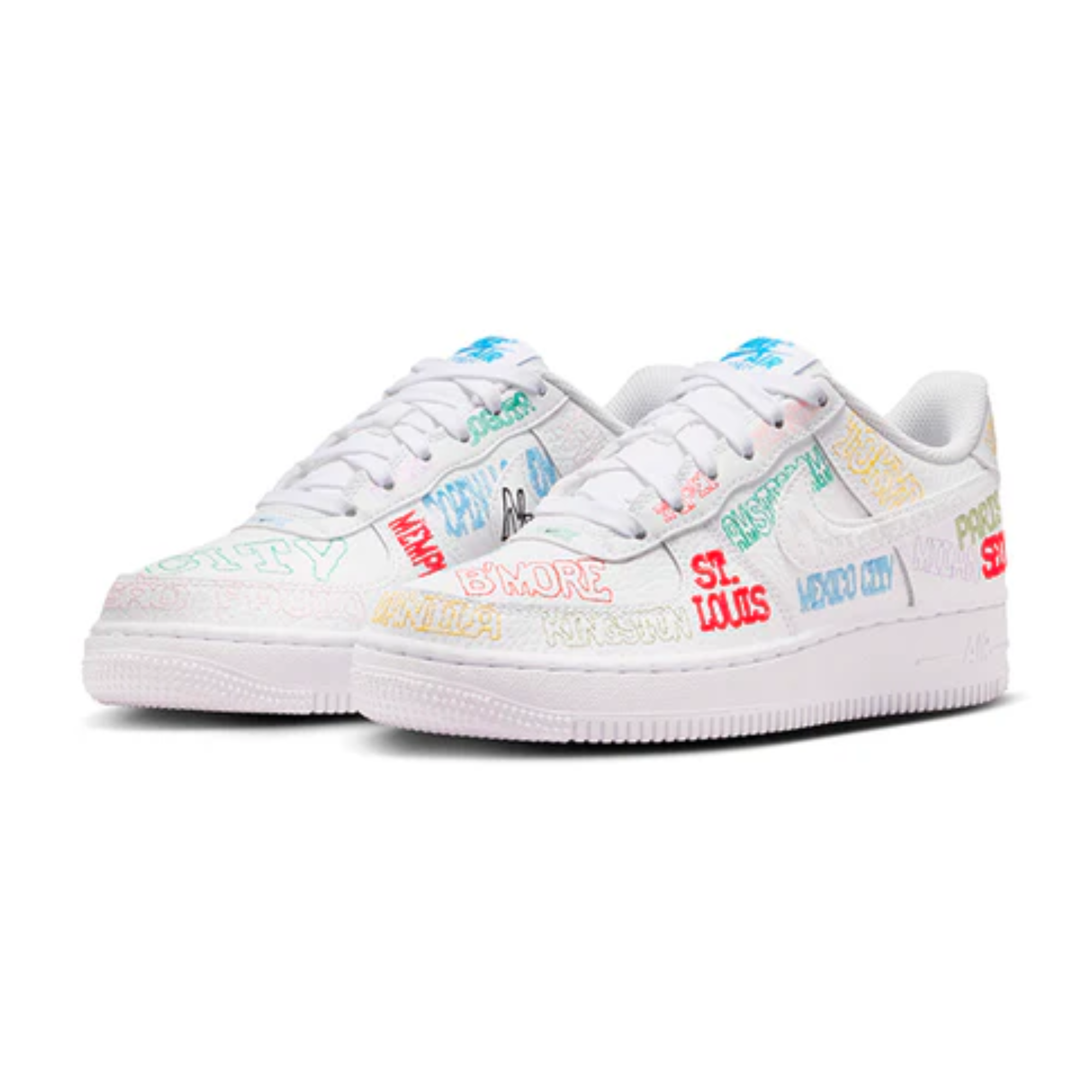 Tênis Nike Air Force 1 Low LV8 34-38 IO9739-100